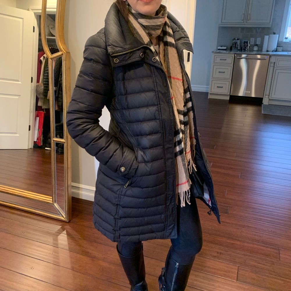 Black BURBERRY Down Puffer Coat - Picture 7 of 8
